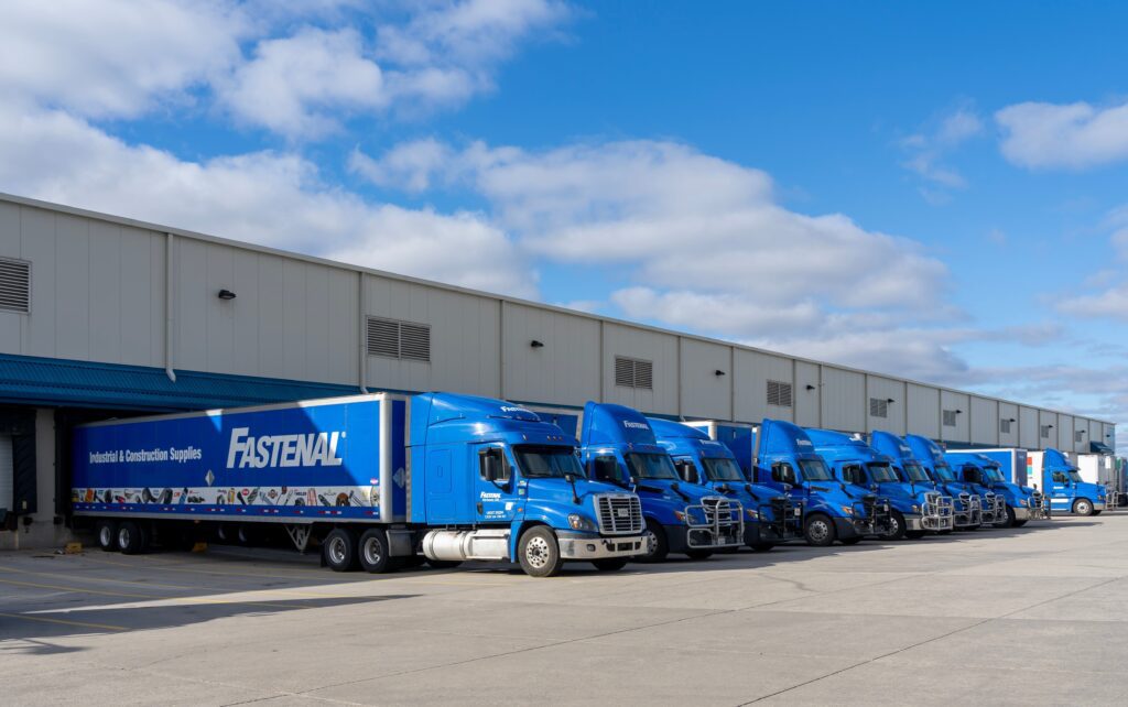 Fastenal-distribution-center